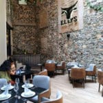 Elly’s Restaurant: El arte del Prime Rib y una experiencia gastronómica imperdible 9 Terraza Elly's