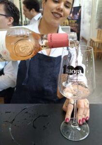 Degustando vinos DOCa Rioja