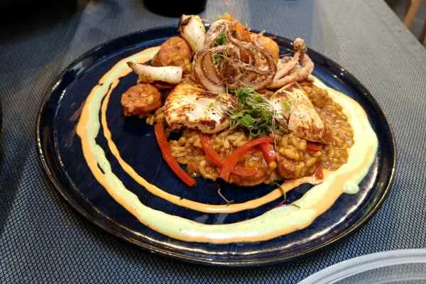 Festival de Arroces 2025 de Grupo Castellano: un homenaje al sabor y la técnica del chef Juantxo Sánchez