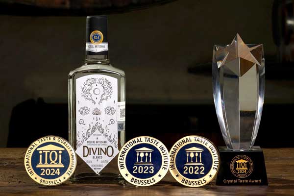 Celebremos el Día Nacional del Mezcal con Mezcal Divino Blanco, campeón internacional 1 Celebremos el Día Nacional del Mezcal con Mezcal Divino Blanco, campeón internacional