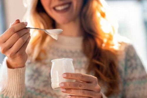 Yoghurt griego: el aliado perfecto para un desayuno práctico, nutritivo y lleno de energía