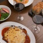 Macelleria, el punto de encuentro para celebrar fin de año alrededor de la mesa 7 MIlanesa al parmesano