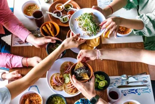 5 formas de cuidar tu salud gástrica en las fiestas de fin de año