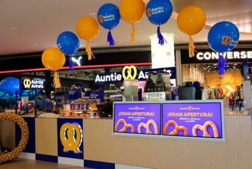 Los pretzels recién horneados de Auntie Anne’s llegan a México