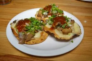 tostiz de hongos El Tizoncito