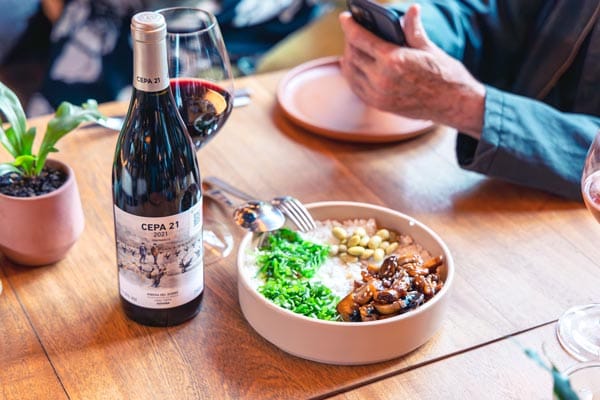 Vino tinto y primavera: descubre la elegancia de Cepa 21, Ribera del Duero 1 Vino tinto y primavera: descubre la elegancia de Cepa 21, Ribera del Duero