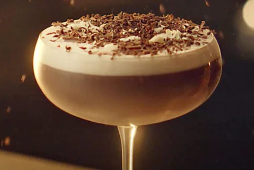 Baileys propone 2 opciones de cocteles fríos con café para esta temporada