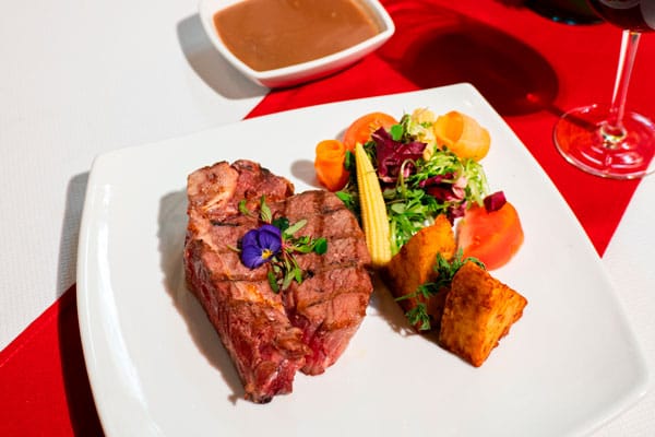 El fuego como protagonista: Hacienda de los Morales celebra 59 años con su Festival Josper