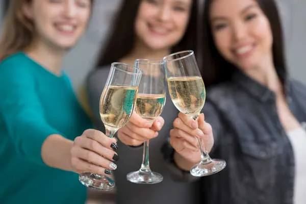Brinda con mamá: Bodega Era convierte el vino en el regalo más memorable del Día de las Madres