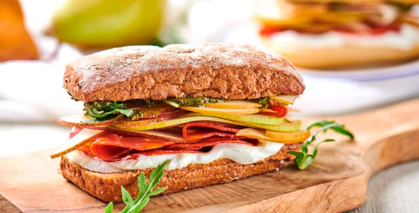 Peras de colores y variedades, por su nutrición y para hacer platillos diferentes 3 baguette con peras