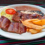 Inicia la temporada 2026 del Chile en Nogada en Don Lázaro, El Viajero 7 Carne al Carbón