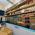 Las Tradicionales Cazuelas de Guisados: La calidez del hogar y la nostalgia mexicana conquistan la Roma 8 Las tradicionales cazuelas de Guisado