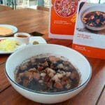Festival de Pozoles en El Restaurante Palacio: Una fiesta patria guiada por el chef Aquiles Chávez 9 Pozole Negro con frijoles