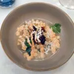 El Chile en Nogada de Rulfo: tradición, sabor y Fiestas Patrias en el Hyatt Regency Mexico City 6 Esquites con chicharrón de Ribeye