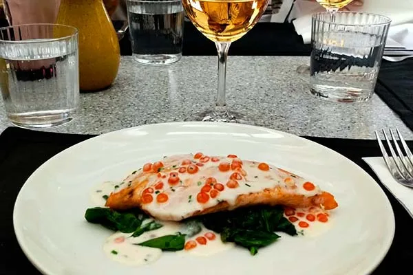 Sylvain Desbois reinterpreta clásicos franceses en menú de temporada para Le Bistro Palacio