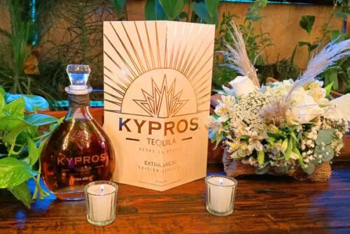 Tequila Kypros: Cinco años de pureza, artesanía y el debut de su etiqueta Extra Añejo