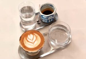 café y té contribuyen a la hidratación