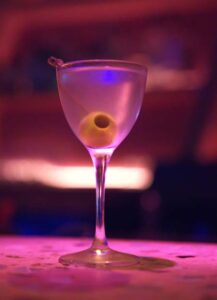 coctelería en bar Abrazarnos